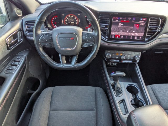 Used 2025 Dodge Durango GT RWD image 17