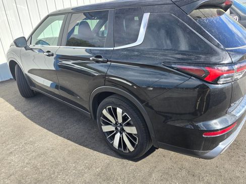 Used 2025 Mitsubishi Outlander SE AWD/4WD image 1