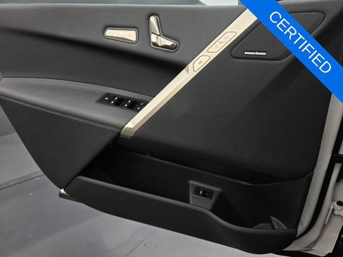Certified 2024 BMW iX xDrive50 w/ Premium Package AWD/4WD image 25