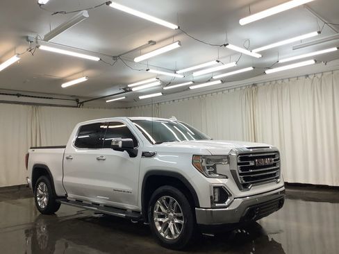 Used 2020 GMC Sierra 1500 SLT w/ SLT Premium Plus Package image 4