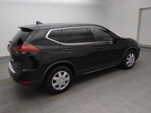 Used 2020 Nissan Rogue S FWD image 10