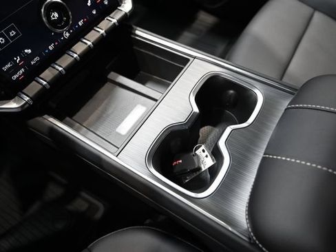 New 2026 GMC Acadia Elevation w/ Elevation Premium Package FWD image 20