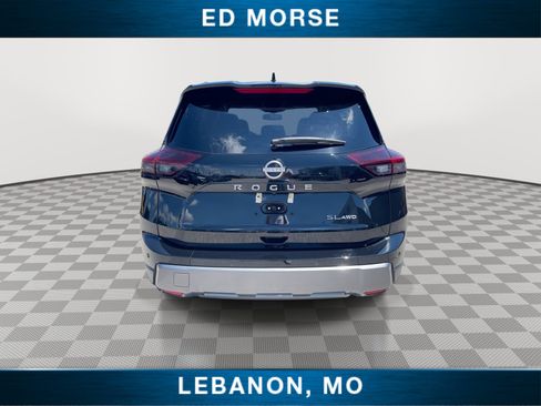 Used 2024 Nissan Rogue SL AWD/4WD image 7