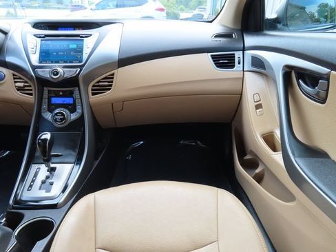 Used 2013 Hyundai Elantra Limited w/ Technology Pkg FWD image 28