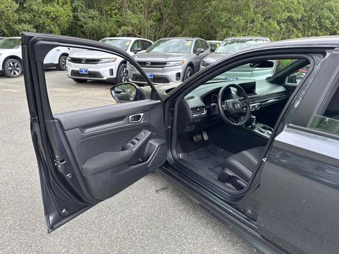 Used 2025 Honda Civic Sport image 12