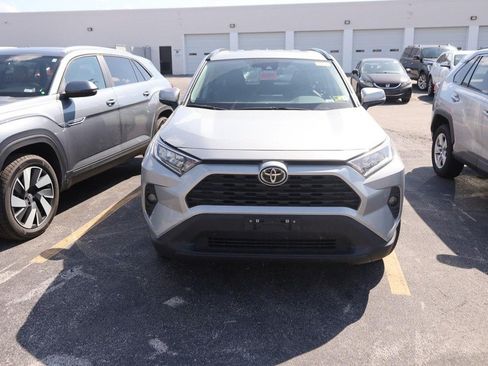 Used 2021 Toyota RAV4 XLE Premium AWD/4WD image 3