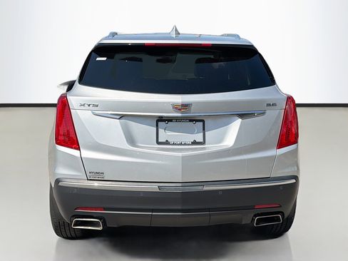 Used 2018 Cadillac XT5 Luxury w/ Driver Awareness Package image 4