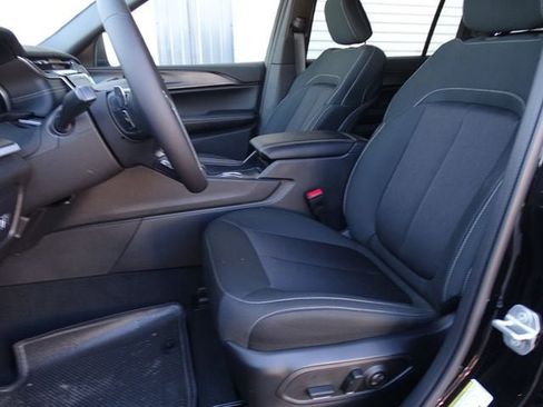 New 2024 Jeep Grand Cherokee L Laredo image 21