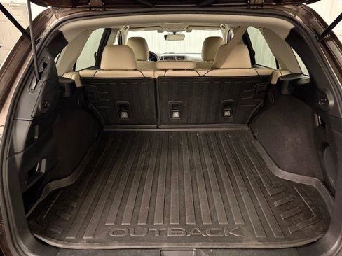 Used 2019 Subaru Outback 2.5i Limited w/ Protection Package #1 image 10