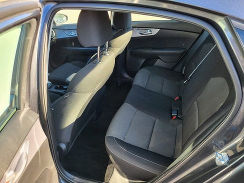 Used 2024 Kia Forte LXS image 12