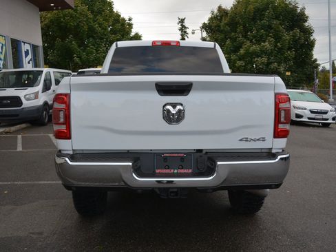 Used 2019 RAM 2500 Tradesman w/ Safety Group image 6