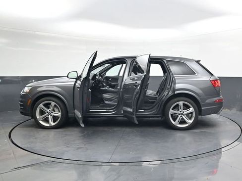 Used 2019 Audi Q7 3.0T Prestige image 38
