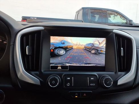 Certified 2022 GMC Terrain SLT image 24