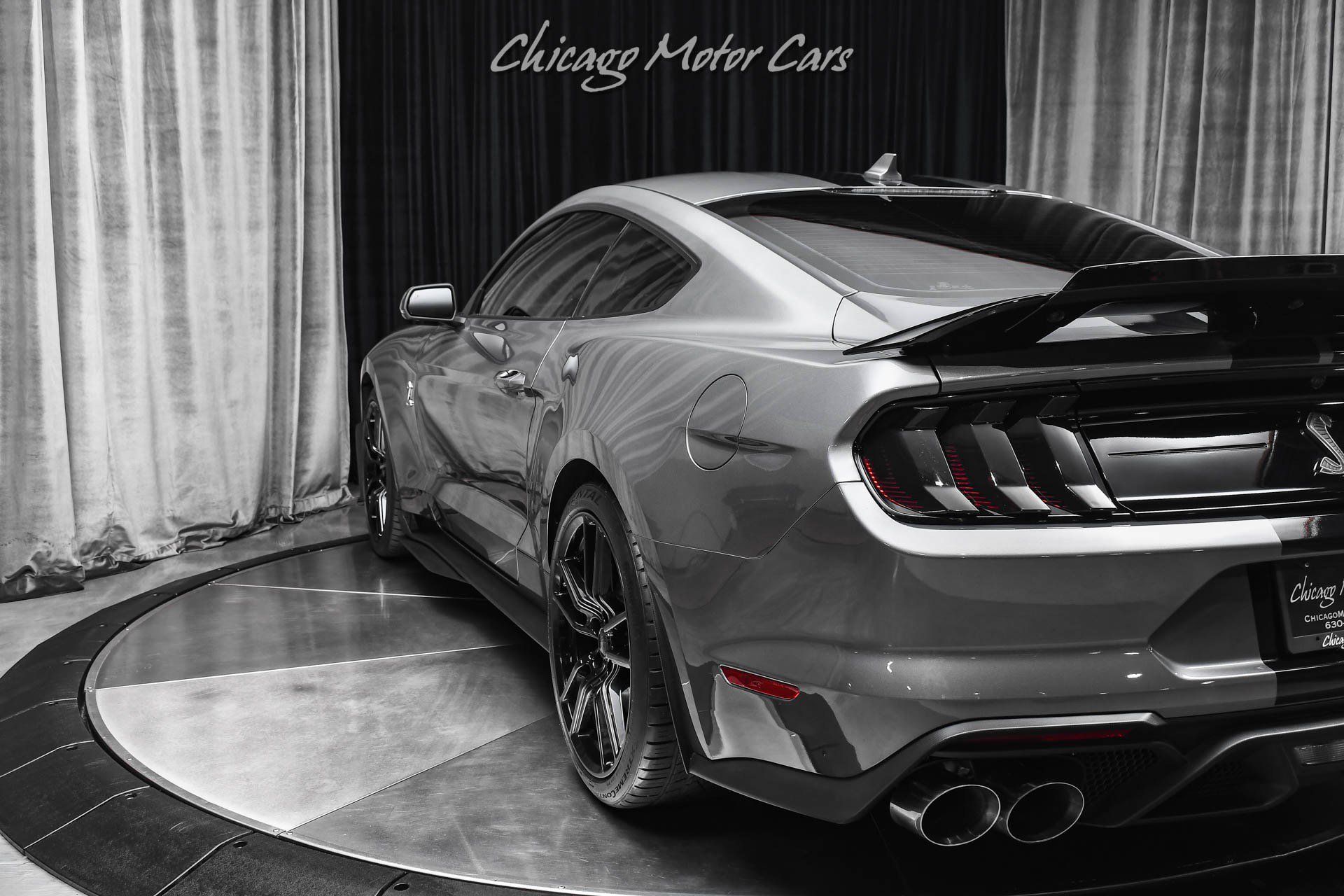Used 2021 Ford Mustang Shelby GT500 w/ Technology Package RWD image 34