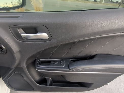 Used 2018 Dodge Charger GT image 31