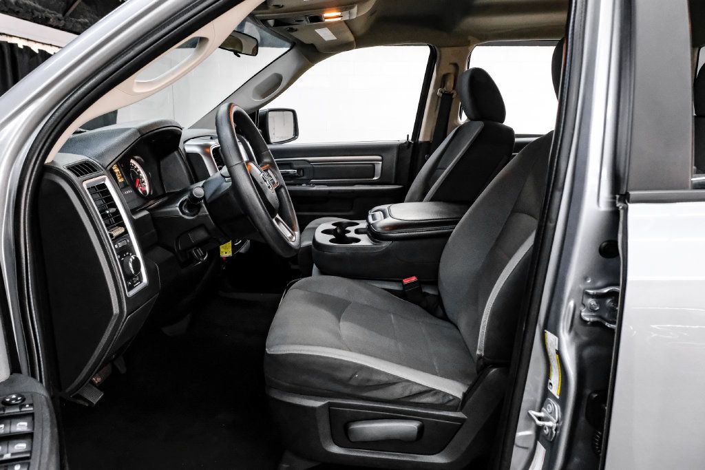 Used 2021 RAM 1500 Classic SLT AWD/4WD image 4
