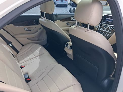 Used 2018 Mercedes-Benz C 300 Sedan image 30