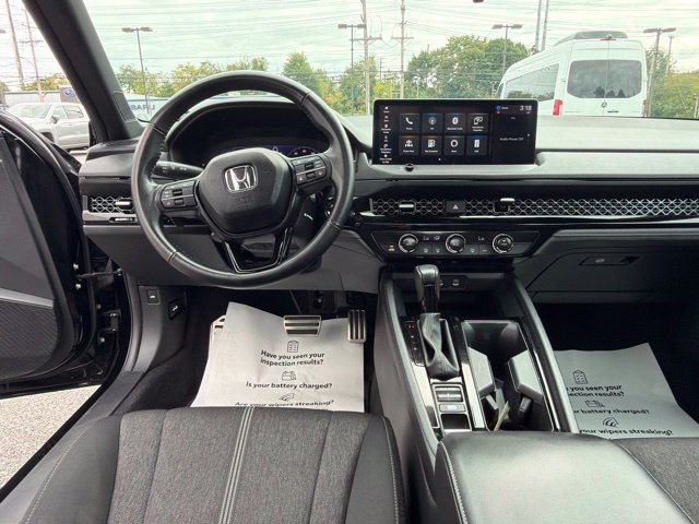 Used 2024 Honda Accord Sport image 17