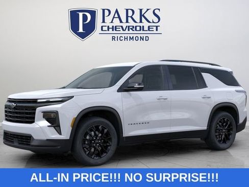 New 2026 Chevrolet Traverse LT FWD image 2