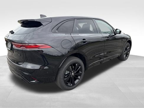 Used 2026 Jaguar F-PACE R-Dynamic S AWD/4WD image 7