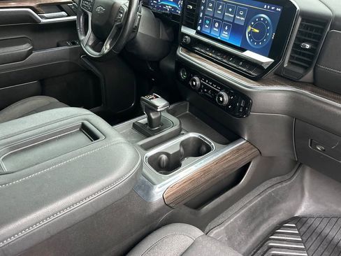 Used 2022 Chevrolet Silverado 1500 RST w/ Z71 Off-Road Package image 13