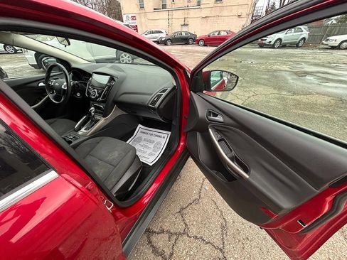 Used 2012 Ford Focus SEL image 9