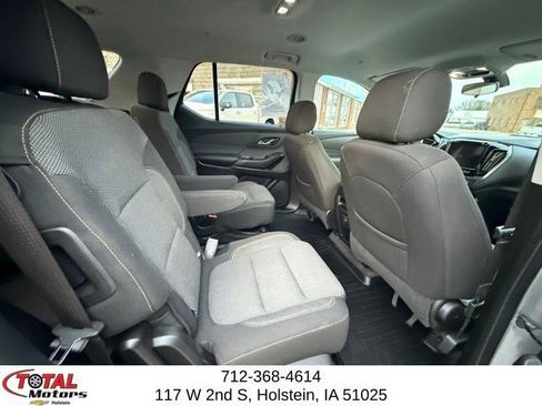 Used 2021 Chevrolet Traverse LT FWD image 14