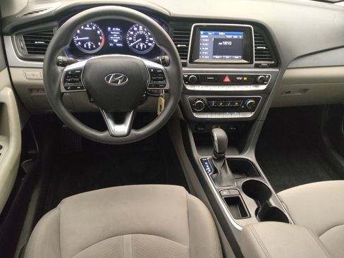 Used 2018 Hyundai Sonata SE FWD image 22
