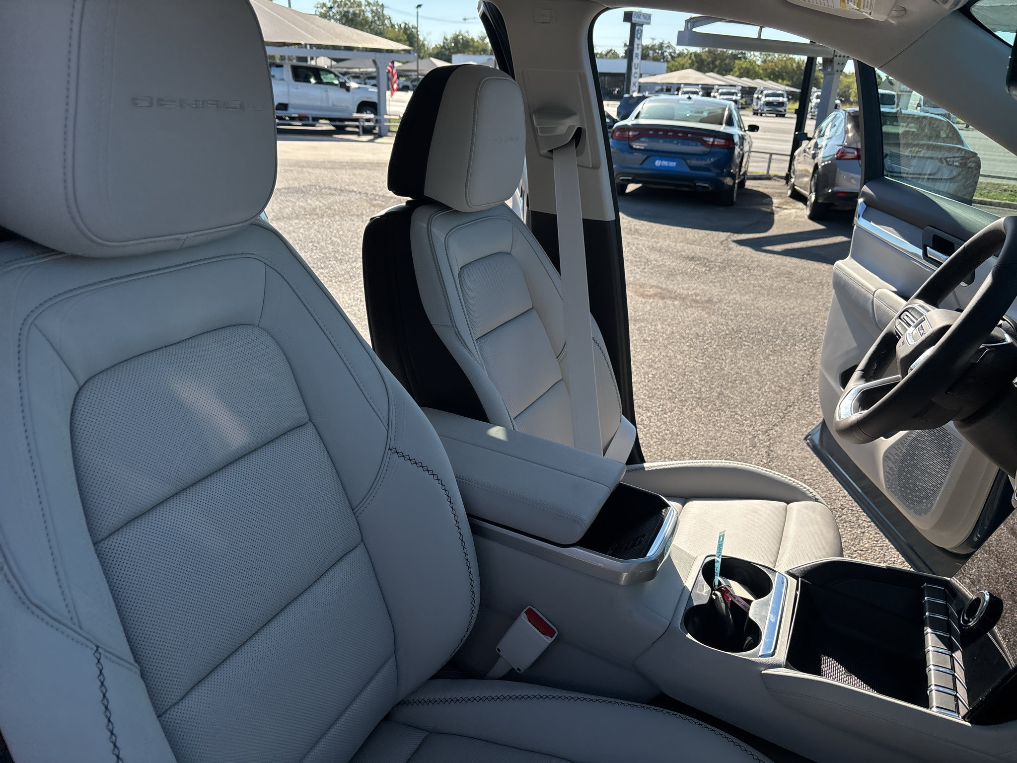 New 2027 GMC Terrain Denali AWD/4WD image 20