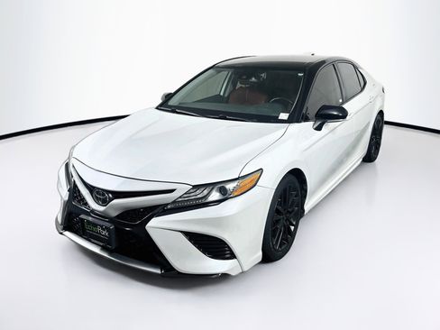 Used 2019 Toyota Camry XSE w/ Carpet Mat Package FWD image 3