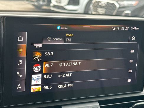 Used 2023 Audi Q5 2.0T Premium w/ Convenience Package image 18