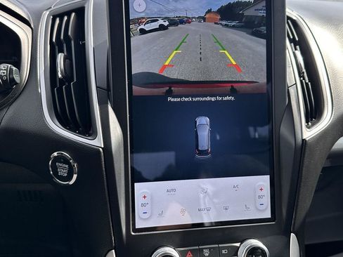 Used 2024 Ford Edge SEL image 20