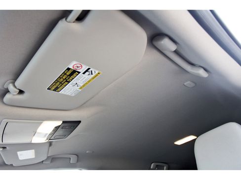 Used 2023 Nissan Rogue SV image 26