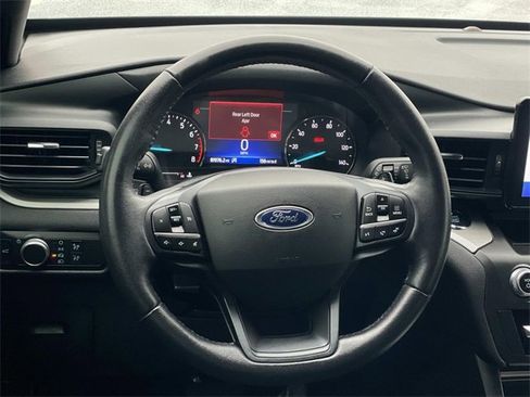 Certified 2020 Ford Explorer XLT image 8