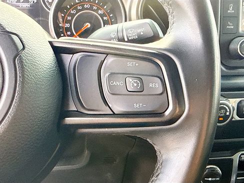 Used 2019 Jeep Wrangler Unlimited Sport S image 34