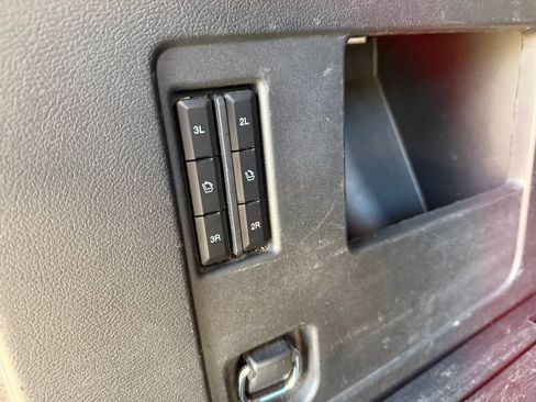 Used 2024 Ford Expedition Max Limited image 14