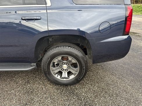 Used 2019 Chevrolet Tahoe LS image 7