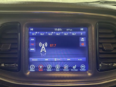 Used 2017 Dodge Challenger R/T Scat Pack w/ Leather Interior Group image 24