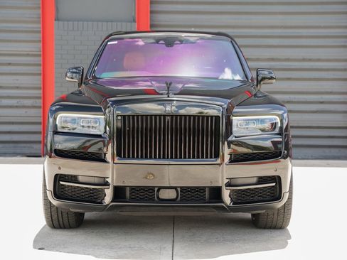 Used 2023 Rolls-Royce Cullinan Black Badge w/ Driver's Package AWD/4WD image 3