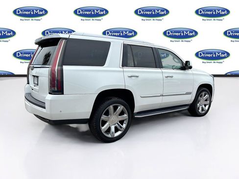 Used 2018 Cadillac Escalade Luxury RWD image 7