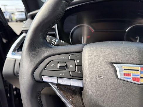 Used 2020 Cadillac XT6 Premium Luxury image 15