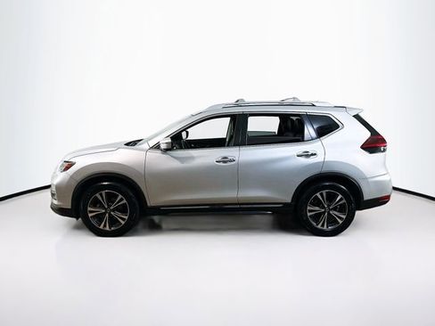 Used 2018 Nissan Rogue SL image 4
