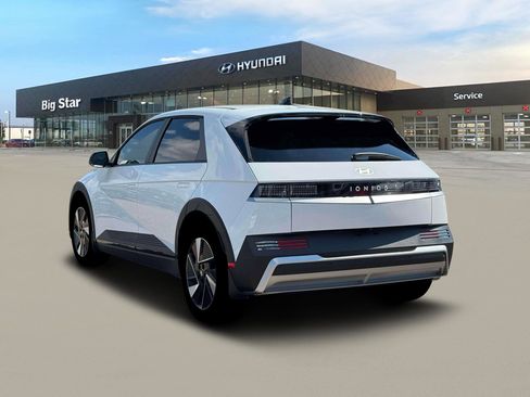 New 2026 Hyundai Ioniq 5 SEL image 5