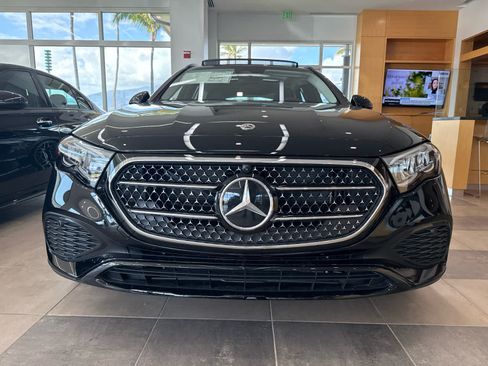 Used 2025 Mercedes-Benz E 450 4MATIC All-Terrain Wagon image 10