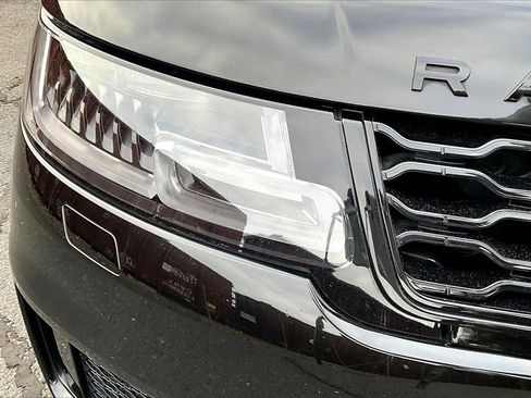 Used 2019 Land Rover Range Rover Sport HST image 32