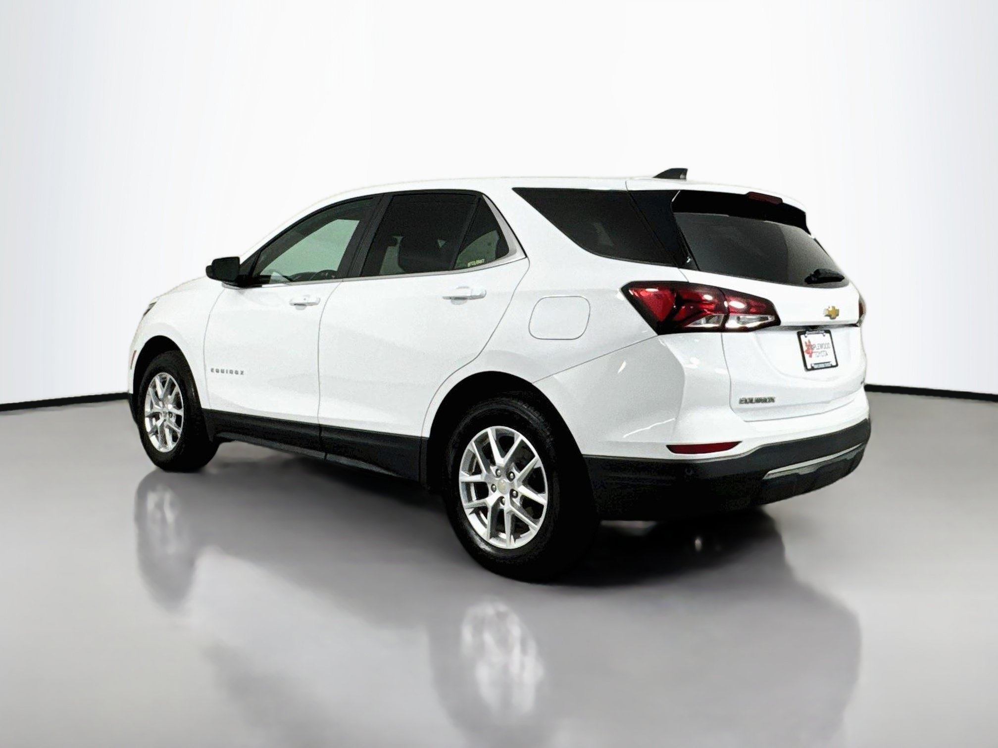 Used 2024 Chevrolet Equinox LT AWD/4WD image 5