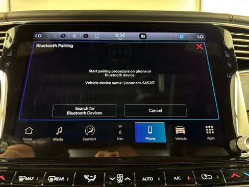 Used 2024 Jeep Grand Wagoneer L Series III AWD/4WD image 12