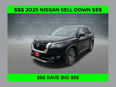 New 2025 Nissan Pathfinder SL image 1