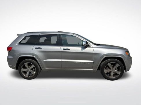 Used 2015 Jeep Grand Cherokee Overland w/ Advanced Technology Group RWD image 6
