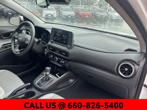 Used 2023 Hyundai Kona SEL AWD/4WD image 8